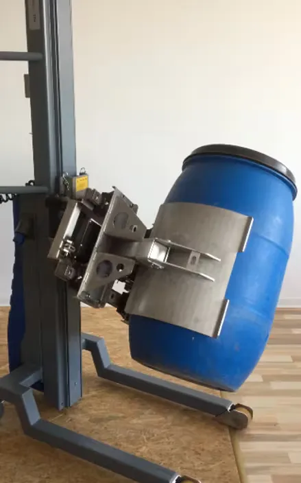Mobile Hebehilfe ezzLIFTmaster mit integrierter Wiegeeinheit