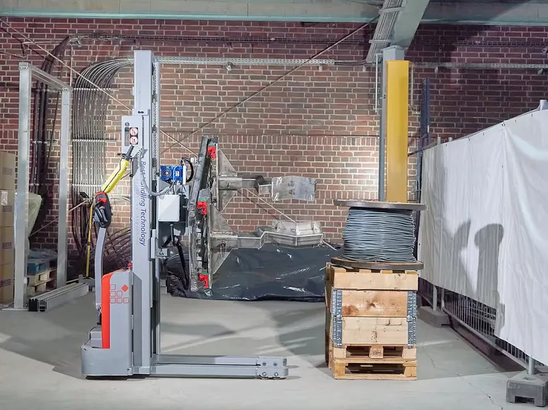 Der ezzLIFTmaster600: Diese  Hebehilfe bewegt Kabeltrommeln auf die nächste Ebene!