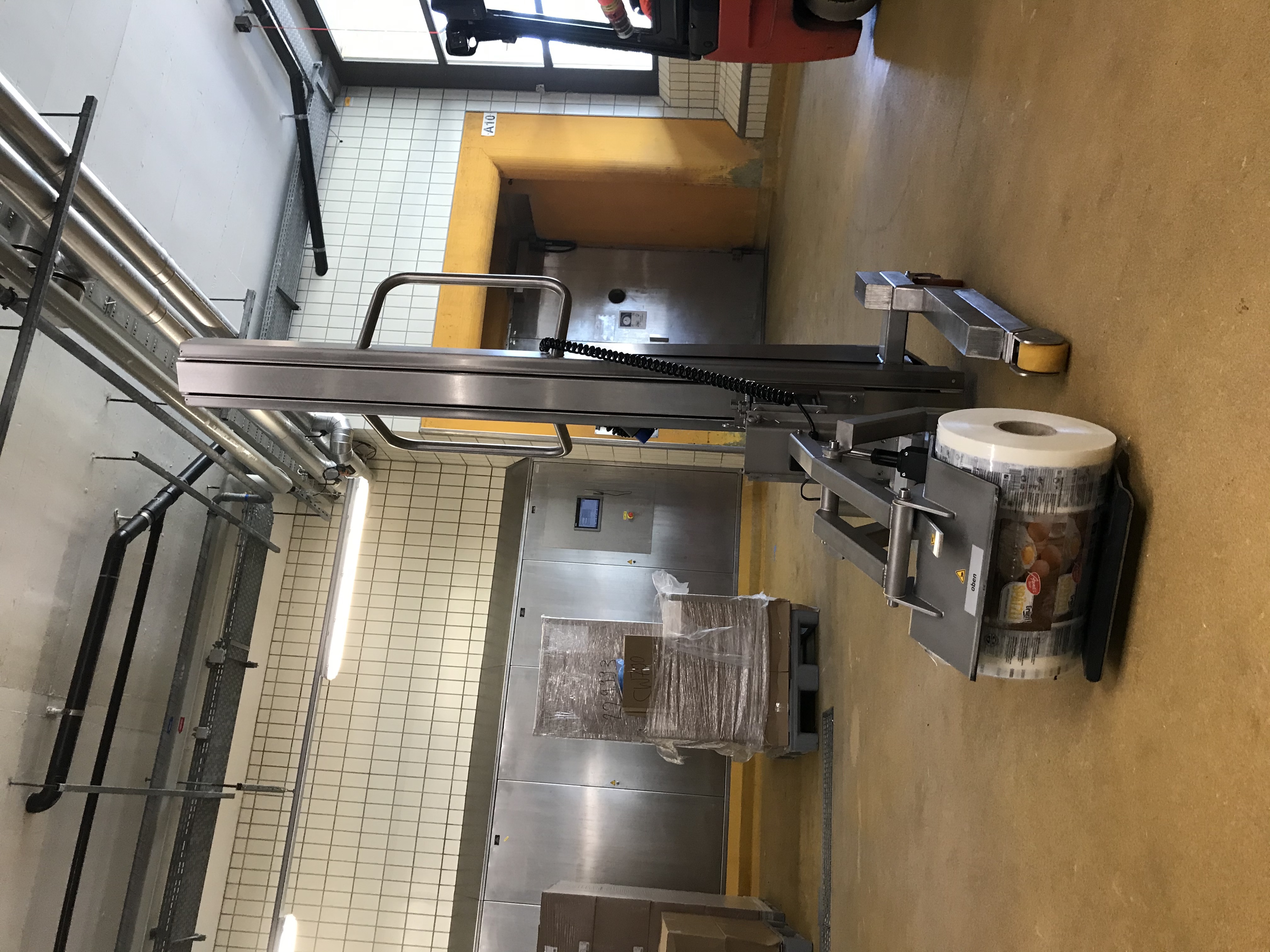 Pick up rolls, coils and cable drums safely